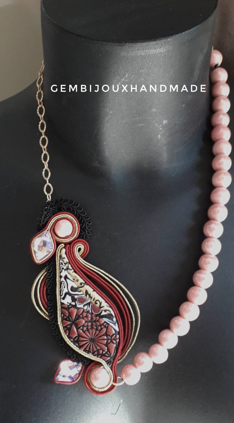 Spilla Ciondolo 2-in-1 Betsey Johnson – Rosa Bocciolo Con Cristallo E Perla – Oro Placcato