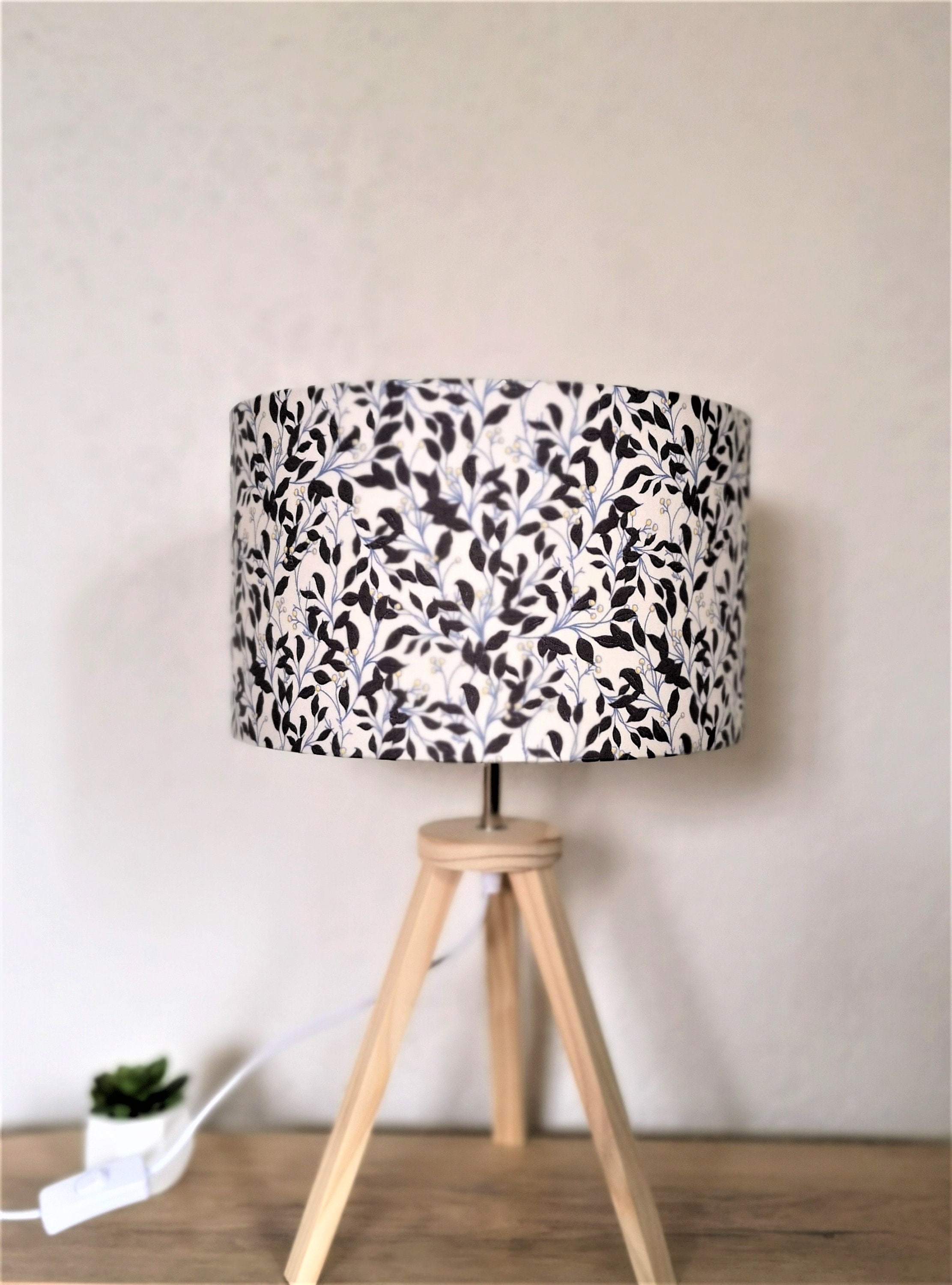 Pierre Tombale En Granit Et Acier - Stèle Arbre De Vie