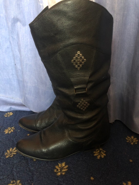 1980s black leather boots