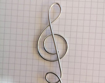 Bookmark with treble clef and heart