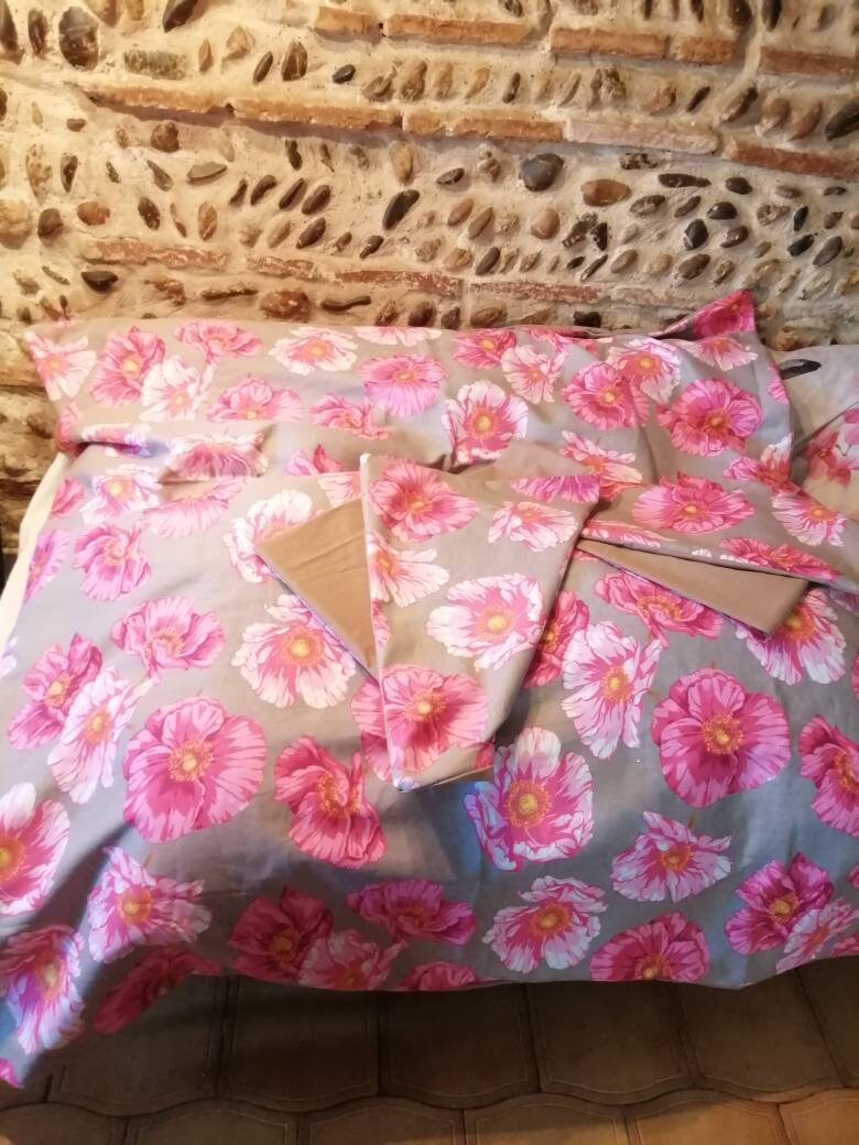 Travail Artisanal Édredon et Taies