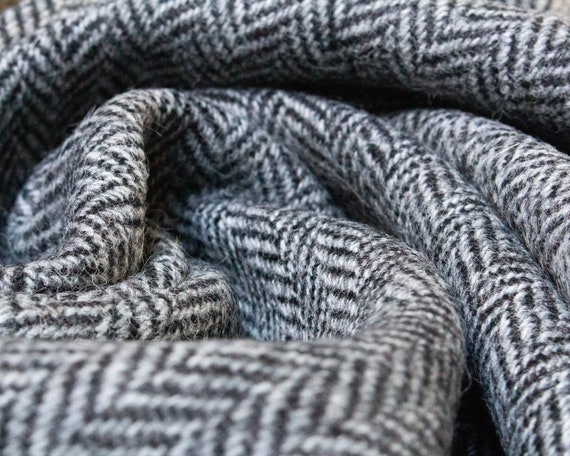 Harris Tweed Handwoven Wool Cloth 'laxdale' Grey Herringbone 