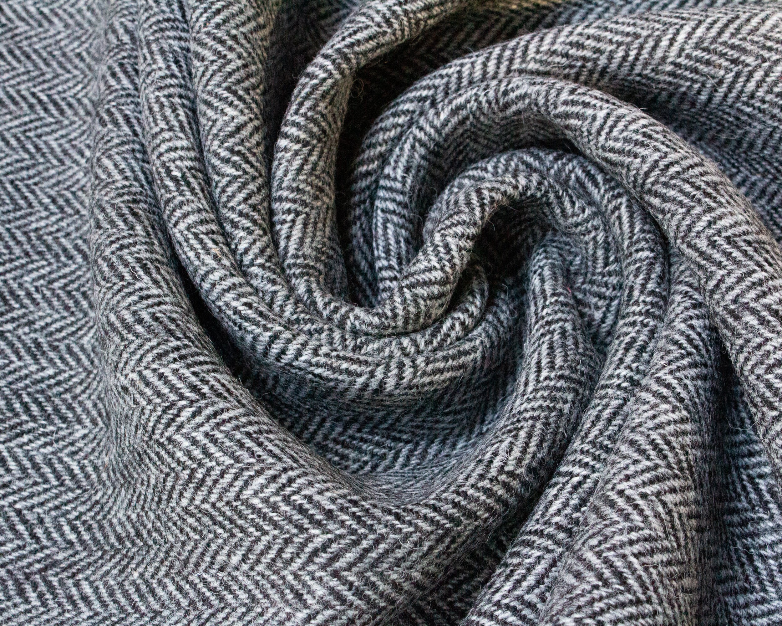 Harris Tweed Handwoven Wool Cloth 'laxdale' Grey Herringbone 