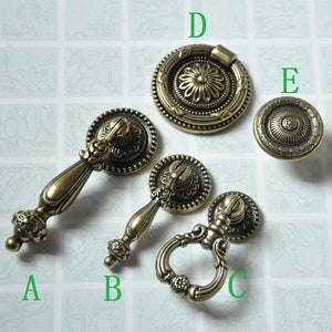 Antique Bronze Drawer Pull Knobs Dresser Pulls Knobs Handles Hardware / Retro Drop Ring Classic Cabinet Knob Pulls / Kitchen Cupboard Pulls