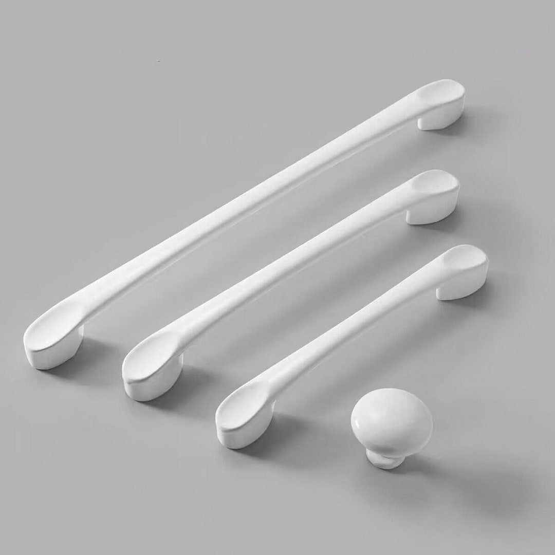 2-5-whites-pulls-handles-drawer-handles-knobs-cupboard-pulls-handle