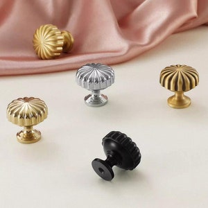 Daisy  Knobs Pulls Brass Knobs Handles Cabinet Knobs Handles Drawer Dresser Knobs Handles Wardrobe Pulls Handles Black Furniture Hardware