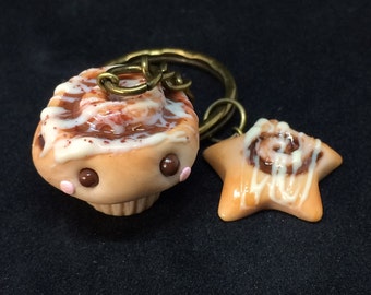 Kawaii cinnamon roll Cupcake keychain