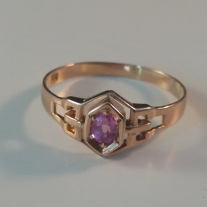 Vintage rose gold ring with rose sapphire in deco style