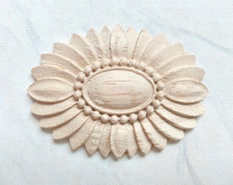 Oval rosette, wood rosette, oval applique, furniture embellishment, wood onlay, furniture decoration, wood carving, wood ornament