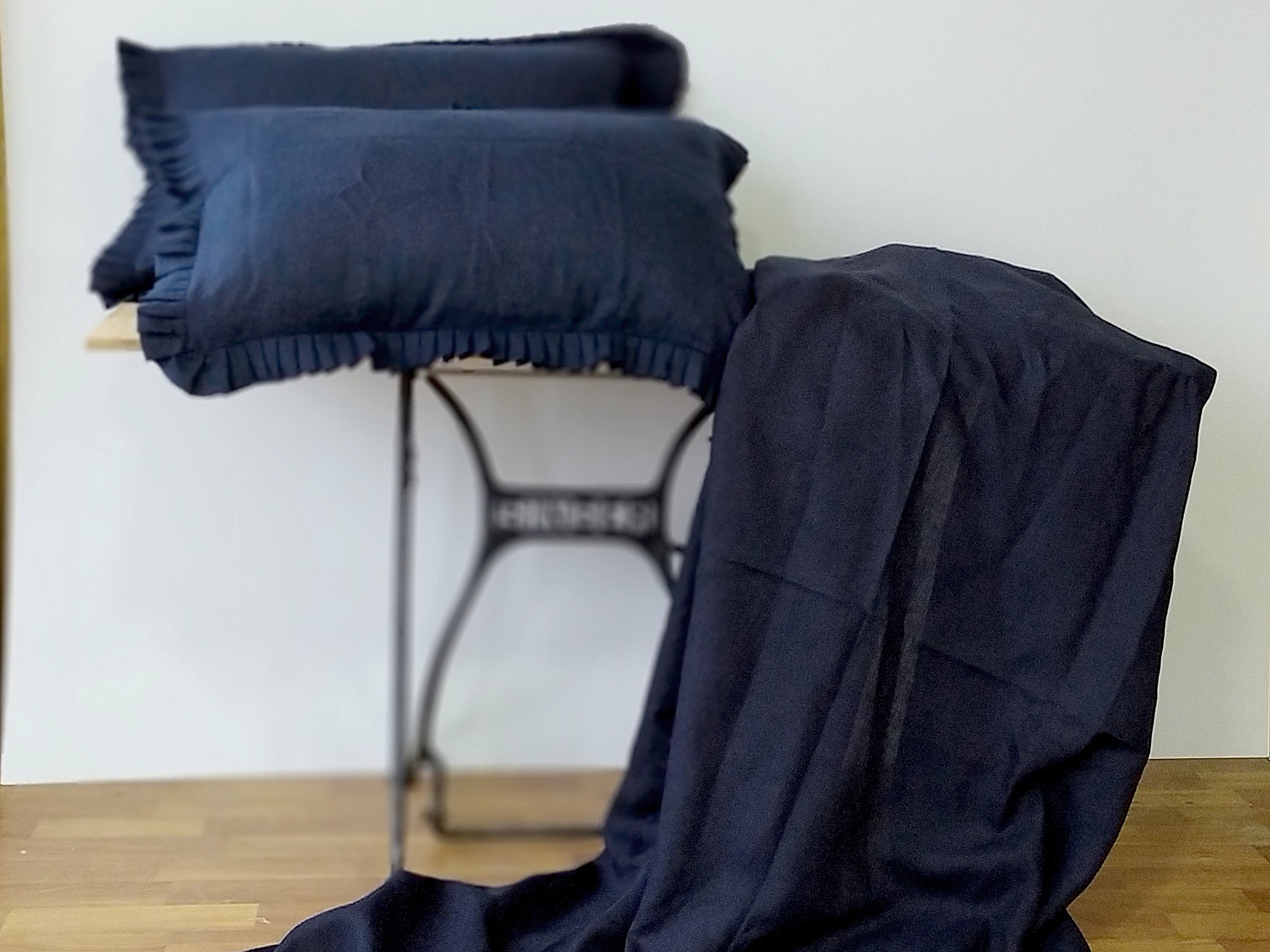 Linen Throw blanket set in Navy Blue color. Natural Linen Etsy