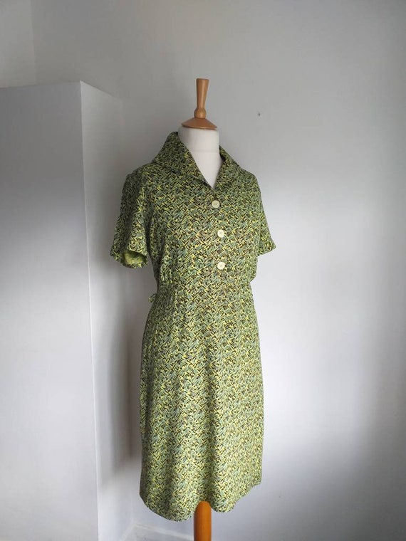 1940s 1950s  Dress Lime Green Geometric Print  39" - image 2