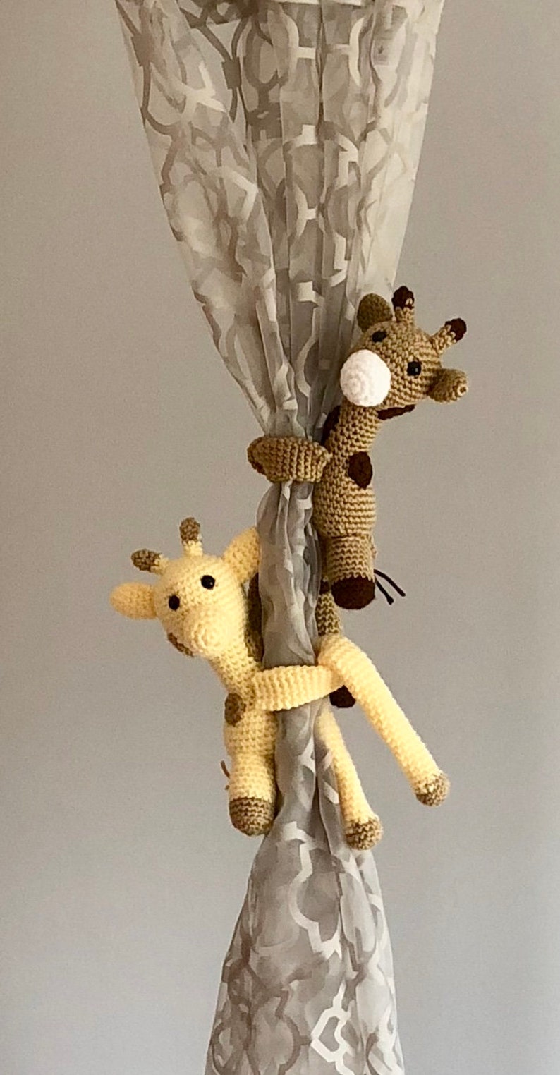 Crochet Giraffe Kids Room Curtain Tie