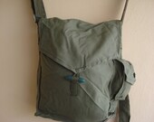 Soviet Military Vintage Canvas Shoulder Bag/ Green Canvas Messenger Bag/Cold War Messenger Bag / Soviet Army Bag Soviet union /1970s