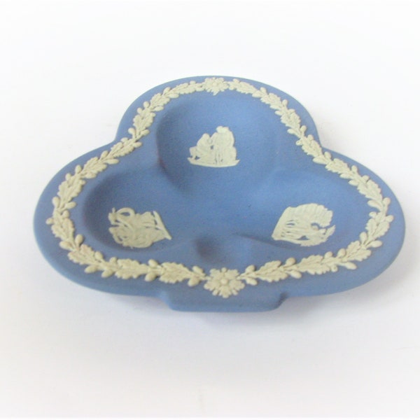 Kleiner Wedgwood Blauer Jaspisware Aschenbecher / Trinket Tablett / Schüssel - Englisches Vintage Sammlerstück