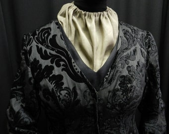 Inspired by Catelyn Stark, black dresses and a custom-made beige scarf!