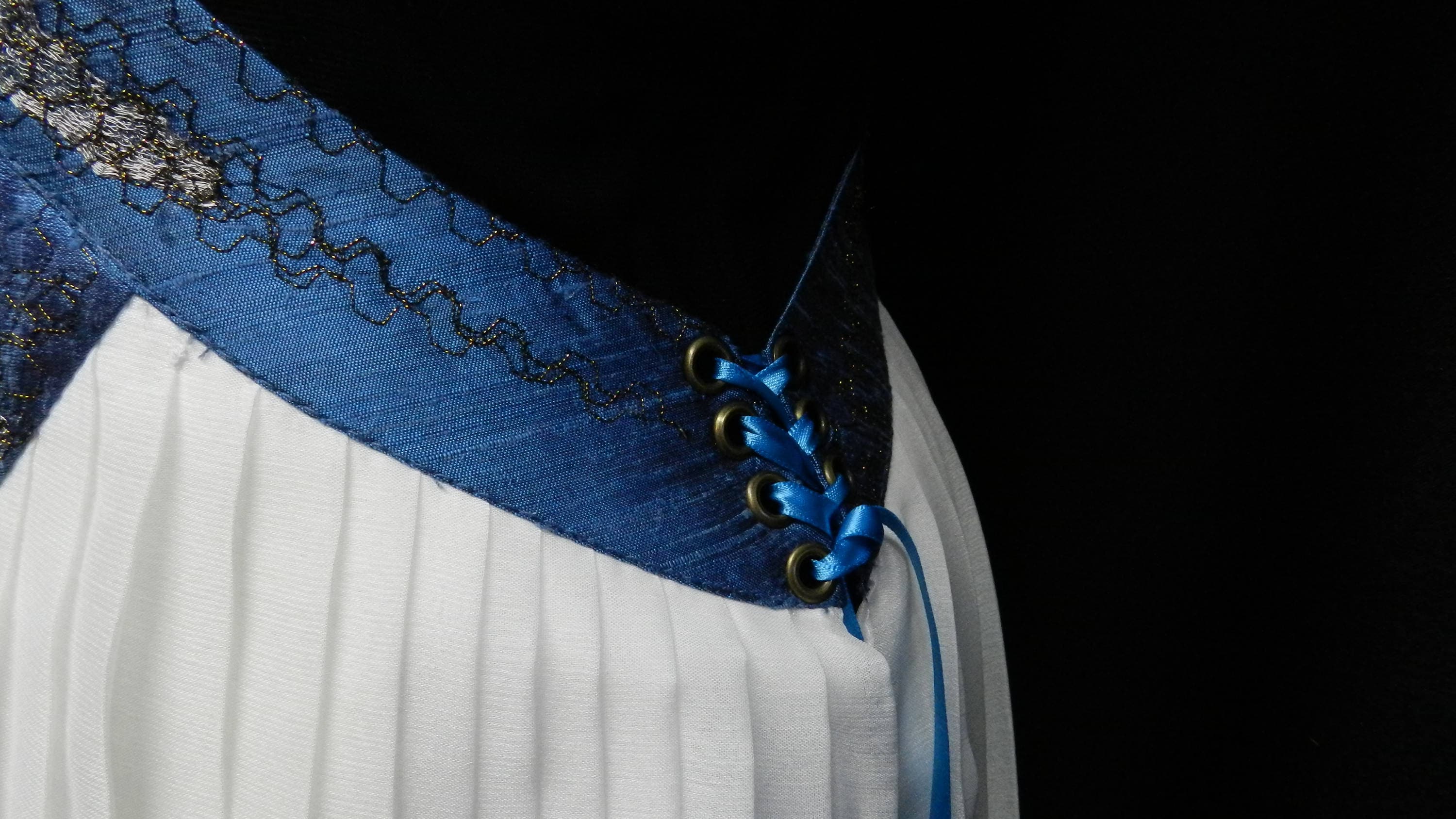 daenerys blue and white dress Custom Made To your size! Inspired by Daenerys Targaryen Blue dress /   Mariecosplayshop