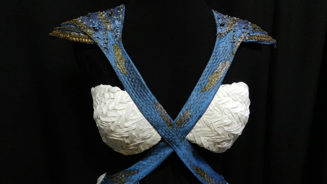 daenerys blue dress season 4 Made to Measure! Inspired by Targaryen's / White Pleated Skirt / Dragon Scale Embroidery, Silk Sleeveless Deep Cleavage Embroidered best2024 with beads on the size:0