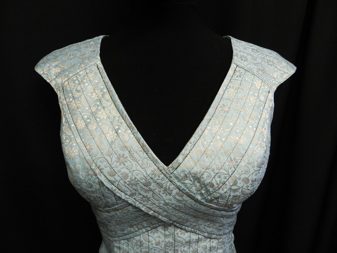 daenerys blue and white dress Cosplay Costume Game of Thrones White Daenerys Dragon Dress With Cape   MJcostume