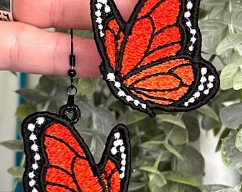 Kolczyki FSL Monarch Butterfly: wolnostojący wzór haftu koronkowego (do pobrania w wersji cyfrowej)