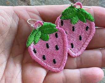 Strawberry Earrings - In the Hoop Freestanding Lace Earrings-Digital Download-FSL Earring in two sizes for Machine Embroidery - Design File