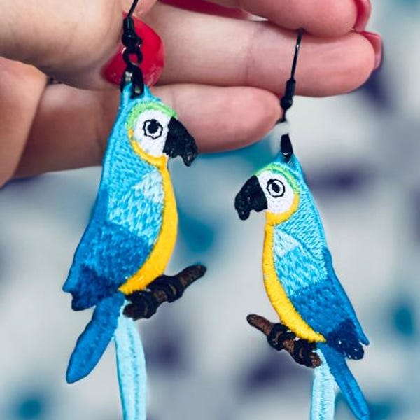 Macaw FSL Lace Earrings: Machine Embroidery Design (4x4)