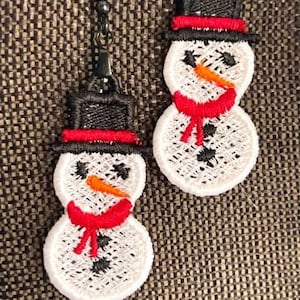 Snowman FSL Earrings - In the Hoop Freestanding Lace Earrings - digital download - machine embroidery design file project - fsl