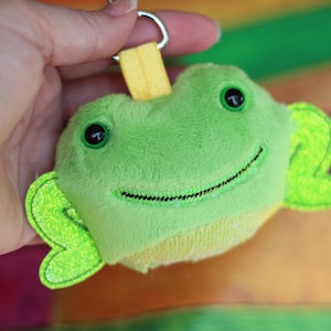 Frog Fluffy Puff - In the Hoop Embroidery Design - Clip on Keyfob - Stuffie Design - Digital Download for Machine Embroidery