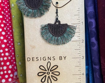 Dedication FSL Fringe Earrings - In the Hoop Machine Embroidery Design - Pattern for Embroidery Machine - Freestanding Lace With Fringe