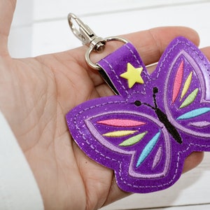Butterfly Snap Tab Machine Embroidery Design: Keyfob File (Digital Download)