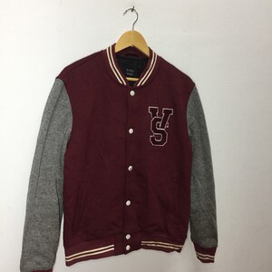 jual varsity jacket