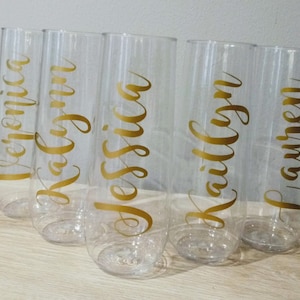 9 oz Customized Champagne Flute Plastic, personalized champagne flute, personalized flute, vinyl custom name champagne flute, stemless glass