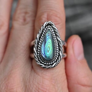 SIZE 7.5 Abalone Shell Ring