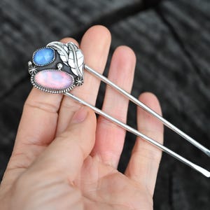 Pink/Blau Aurora Opal Haarforke