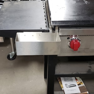 FTG600 Camp Chef Griddle Grease cup