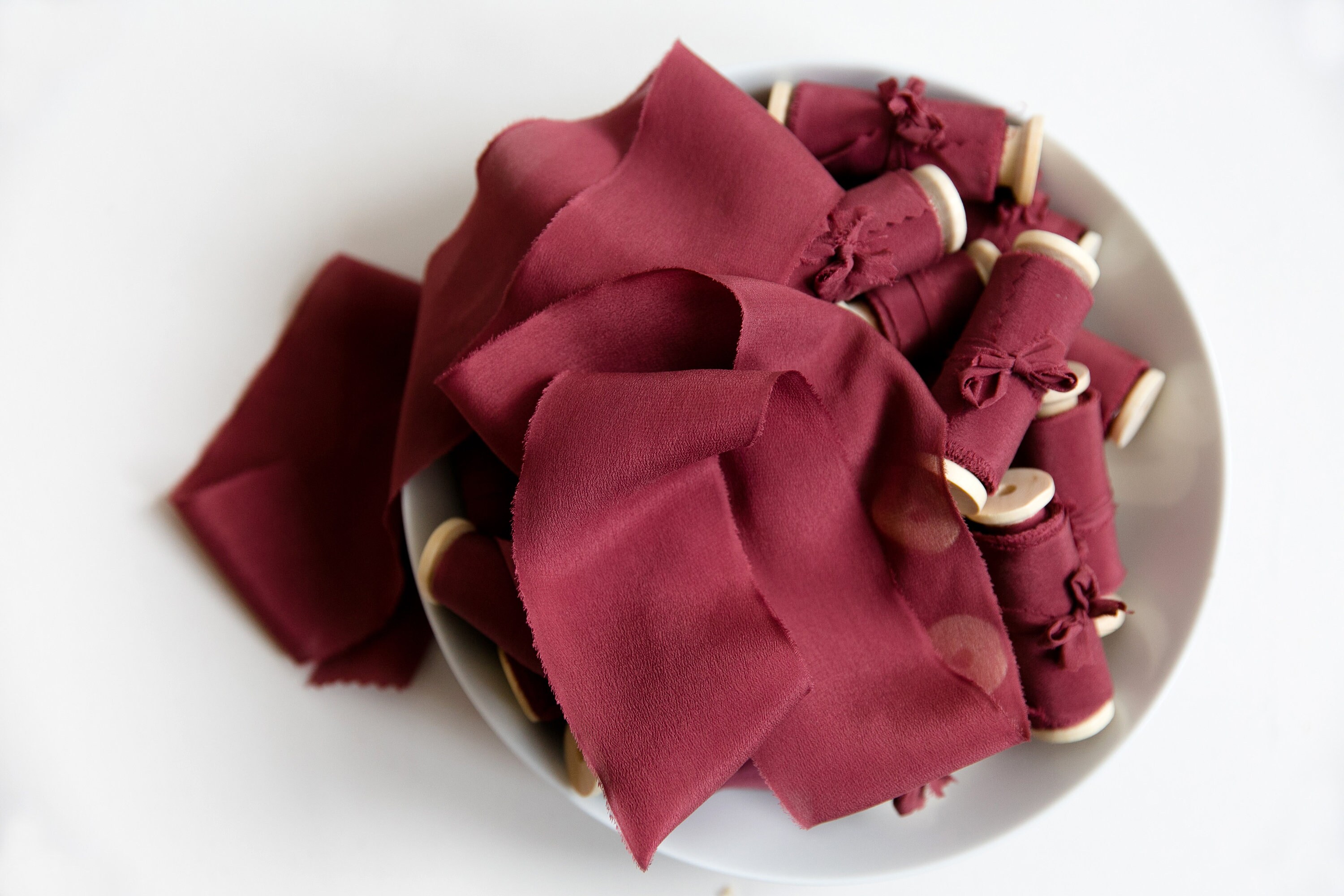 Ruban de soie, ruban de soie teint à la main pomme rouge, rubans de soie, rubans de soie teints à la main, ruban de soie 100 % pure, ruban de mariage