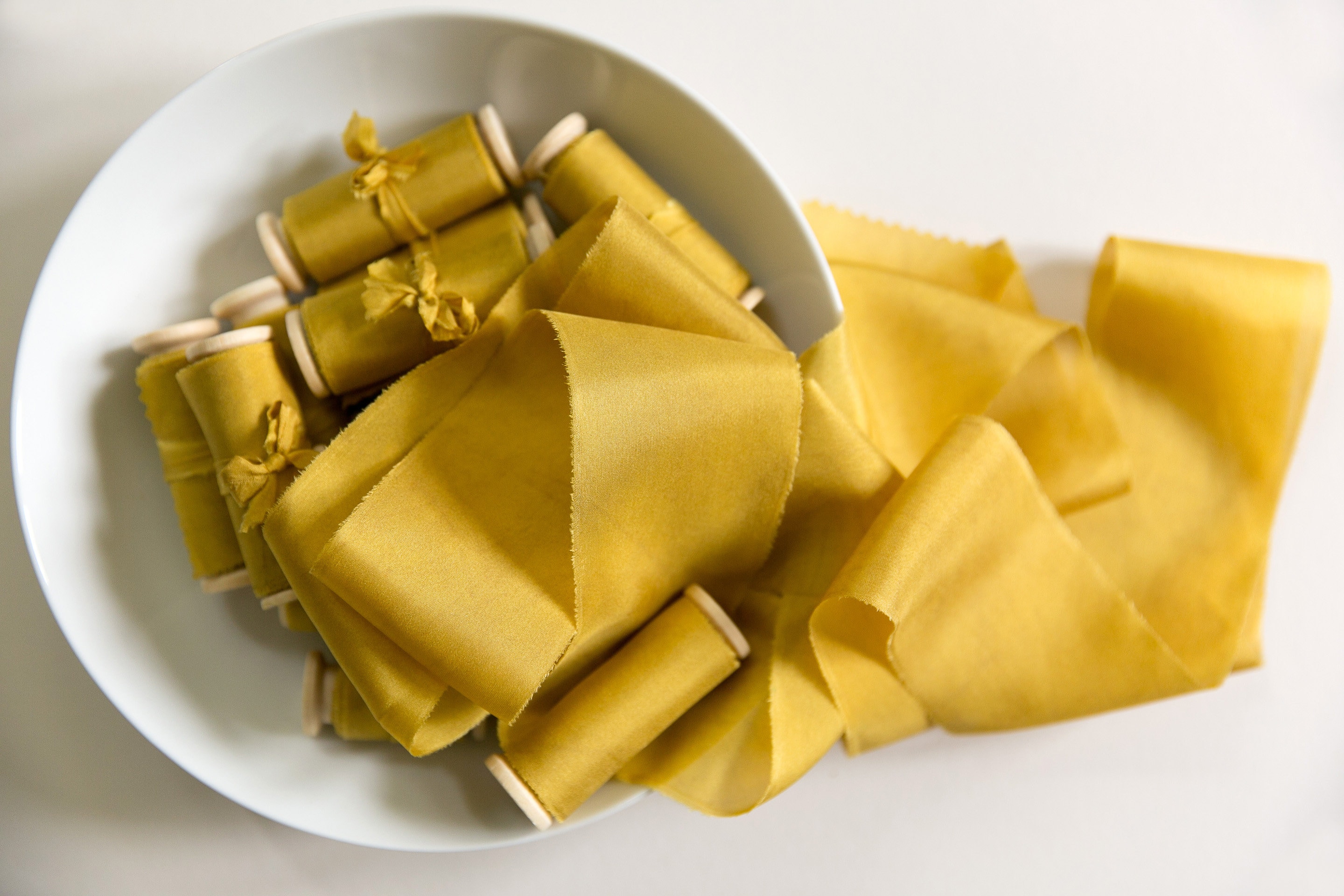 Ruban de soie, ruban de soie teint par Oro jaune, rubans de soie, rubans de soie teints à la main, ruban de soie 100 % pure, ruban de mariage