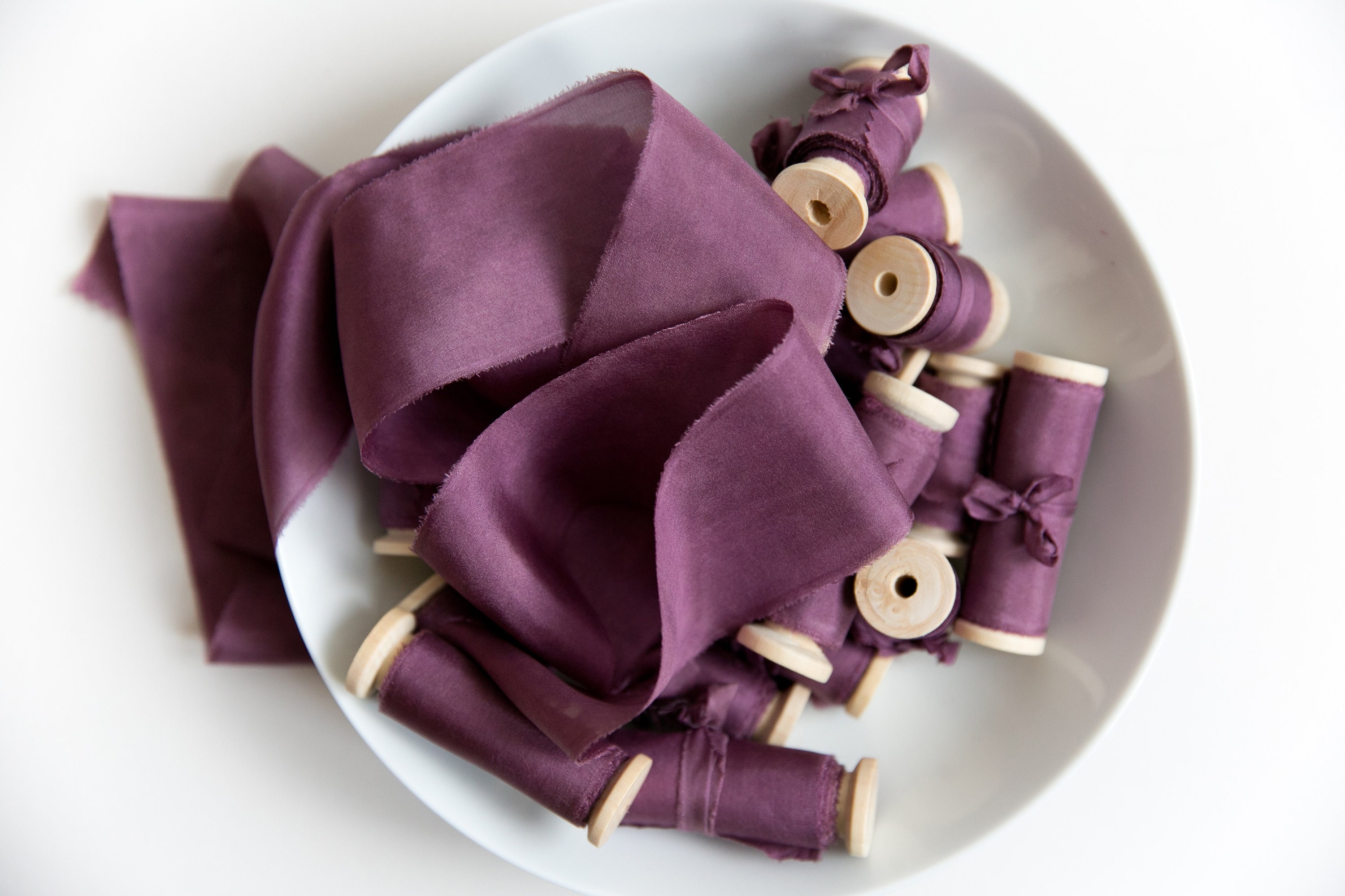 Ruban de soie, ruban de soie teint damson violet, rubans de soie, rubans de soie teints à la main, ruban de soie 100 % pure, ruban de mariage