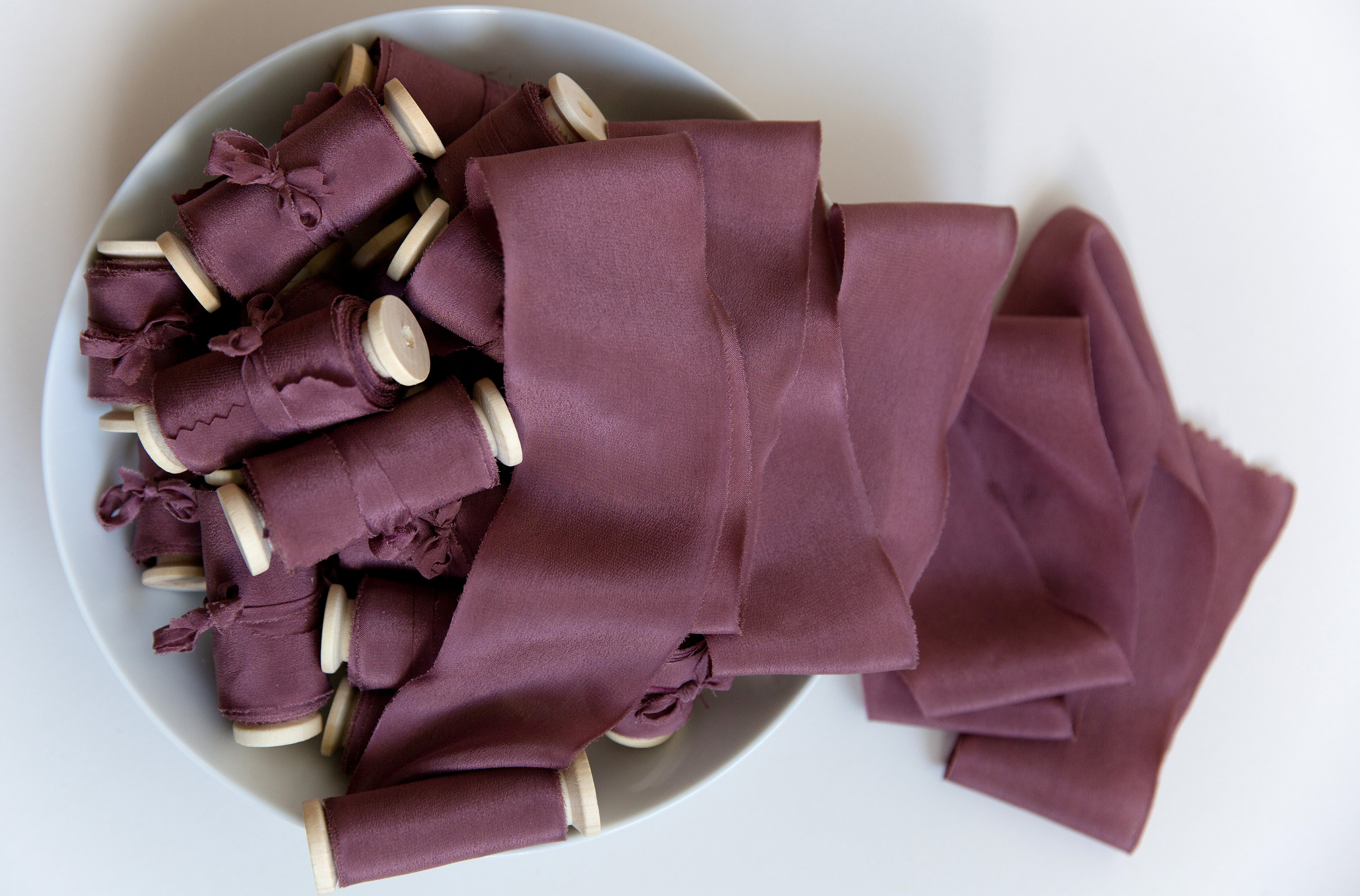 Ruban de soie, ruban de soie teint à la main raisin violet, rubans de soie, rubans de soie teints à la main, ruban de soie 100 % pure, ruban de bouque