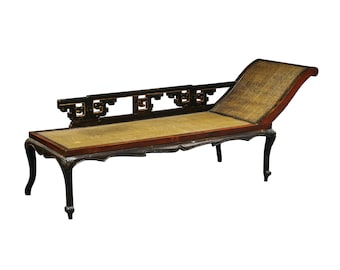 Elegant Antique Chinese Hardwood And Rattan Daybed Chaise Lounge Boho
