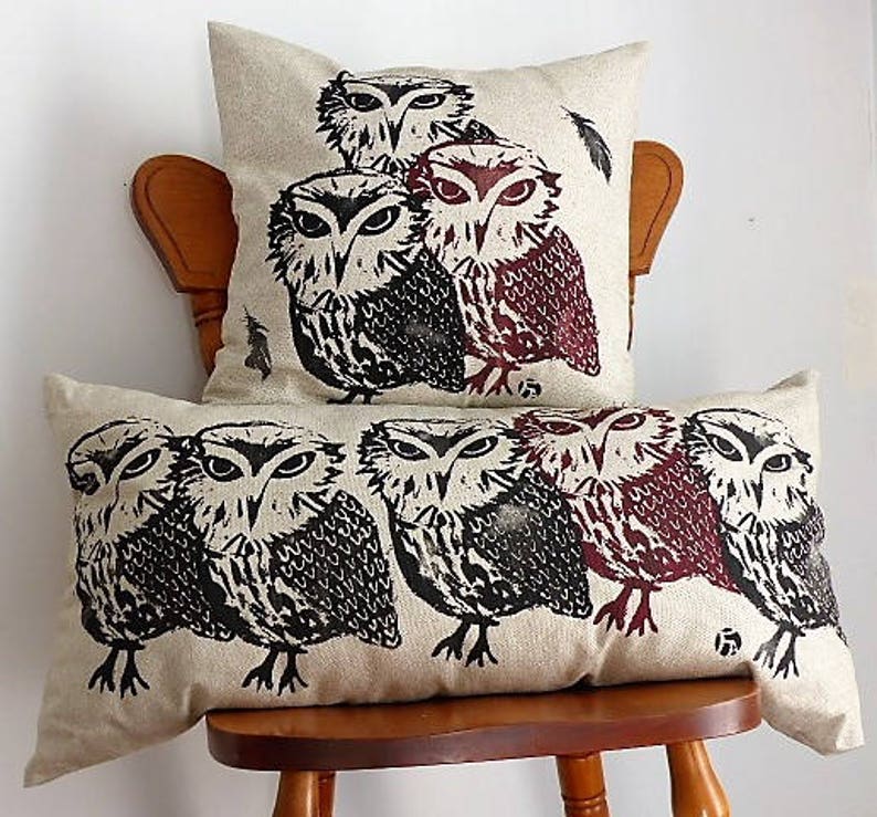 Housse de coussin Hiboux en lin Linen Owl Cushion s\u00e9rigraphi\u00e9 \u00e0 la main hand made