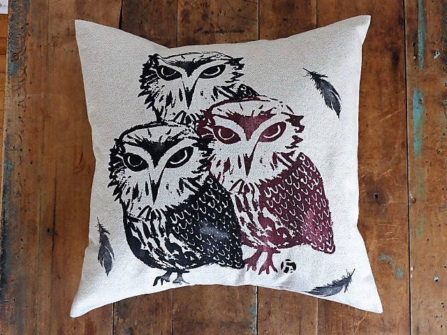 Housse de coussin Hiboux en lin / Linen Owl Cushion/ sérigraphié à la main/ han