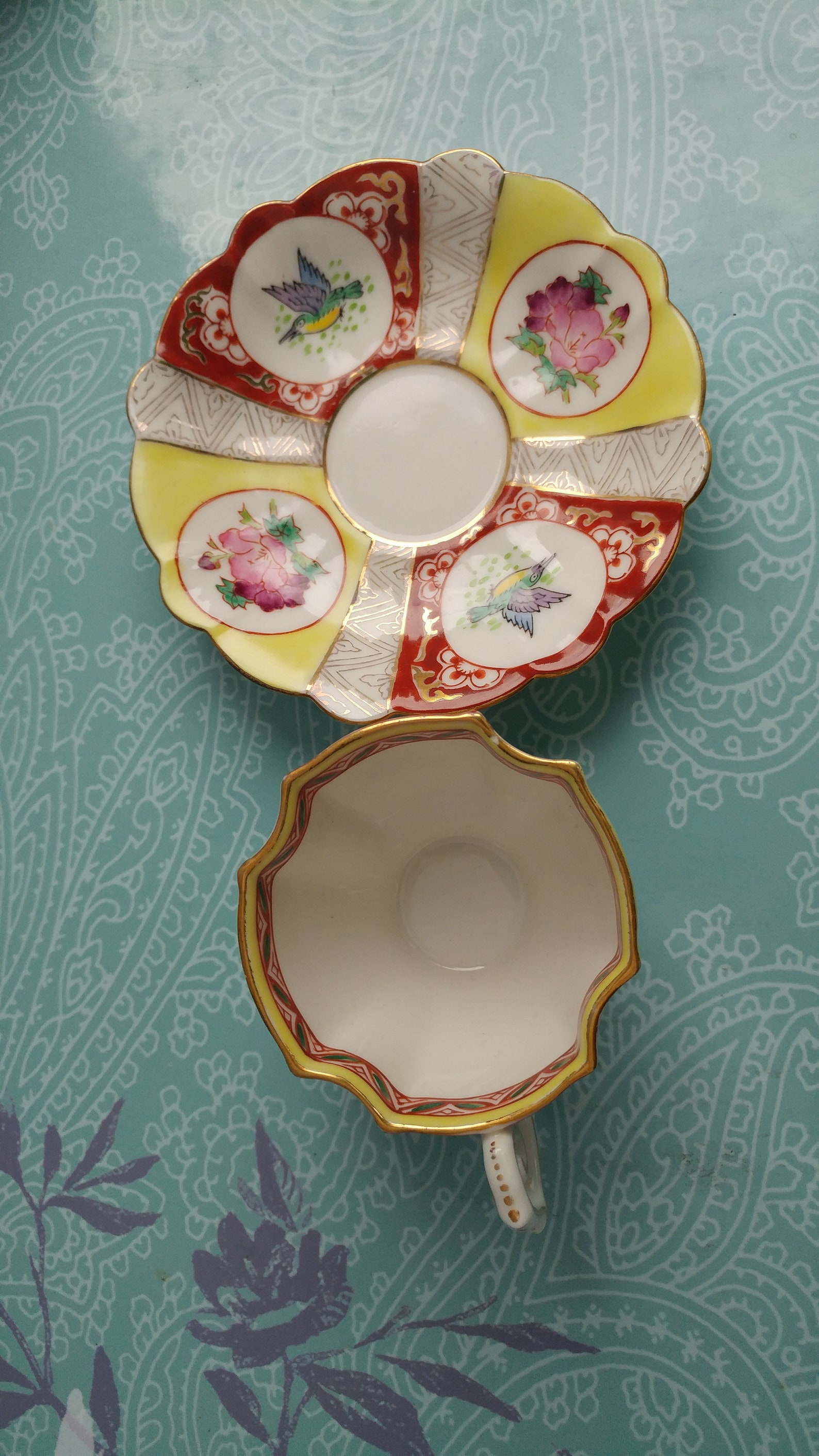 Kutani China Kosen Made in Japan // Cup and Saucer Set // Vintage // Demitasse // Bird // Flower