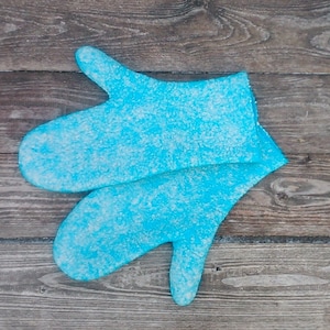 Women turquoise mittens, Felted mittens, Natural wool mittens, latvian mittens