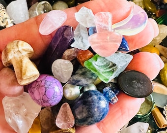 Witch's Brew Crystal Confetti Scoop, Crystal Confetti, Mixed Gemstone Mystery Bag, Witchy Mystery Crystals, Confetti Scoop, Crystal Scoops