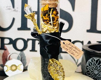 Tubo de sal de Samhain con cucharadita dorada, tubo de sal mágico de Samhain para Halloween, sales de Samhain, flores de Samhain, sales rituales de Samhain, Samhain