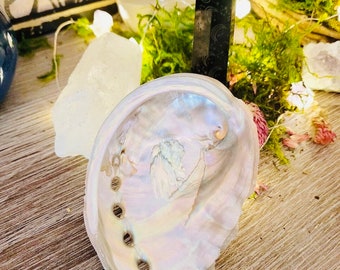 Abalone Shell , Abalone Natural Smudging Bowl, Wiccan Altar Supply, Wiccan Altar, Abalone Shell Bowl, Abalone Shell Trinket Bowl, Abalone