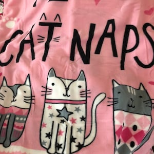 FREE SHIPPING Cat Naps fleece blanket