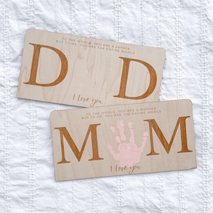 DIY Handprint Sign For Parents | Mom Handprint Art | Father's Day Sign |  Mother's Day Gift | Gift for Mom | Gift for New Parents | Mom Sign