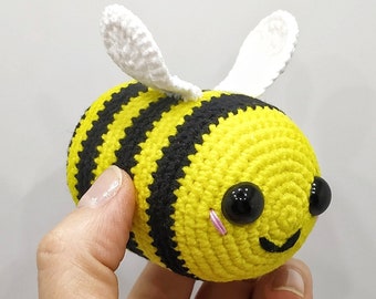 Bumble bee plush Amigurumi bee Crochet bee plushie Bee lover gift Two sizes