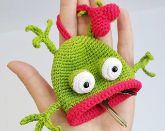 Handmade cute car key case Frog key cover Crochet green key holder Funny frog keychain Key Cover Gift